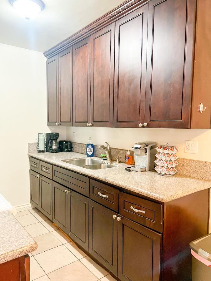 Centrally Located Ucla Condo Los Angeles Bagian luar foto