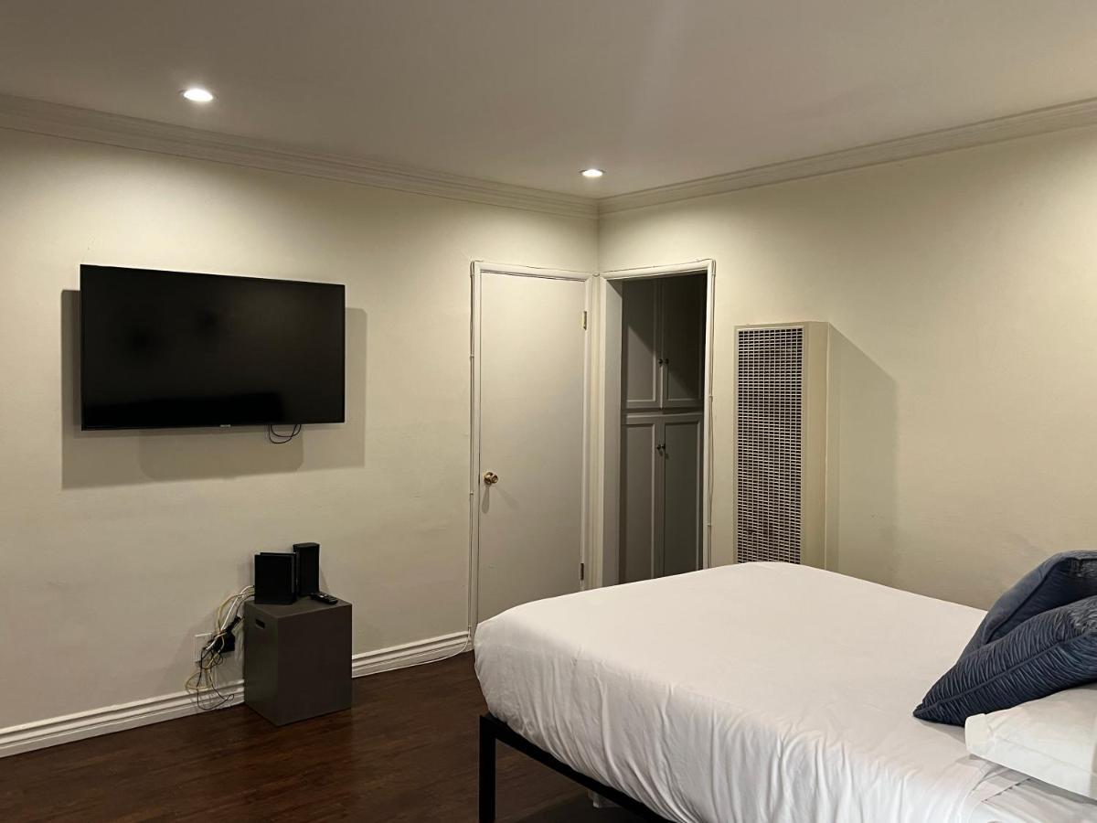 Centrally Located Ucla Condo Los Angeles Bagian luar foto